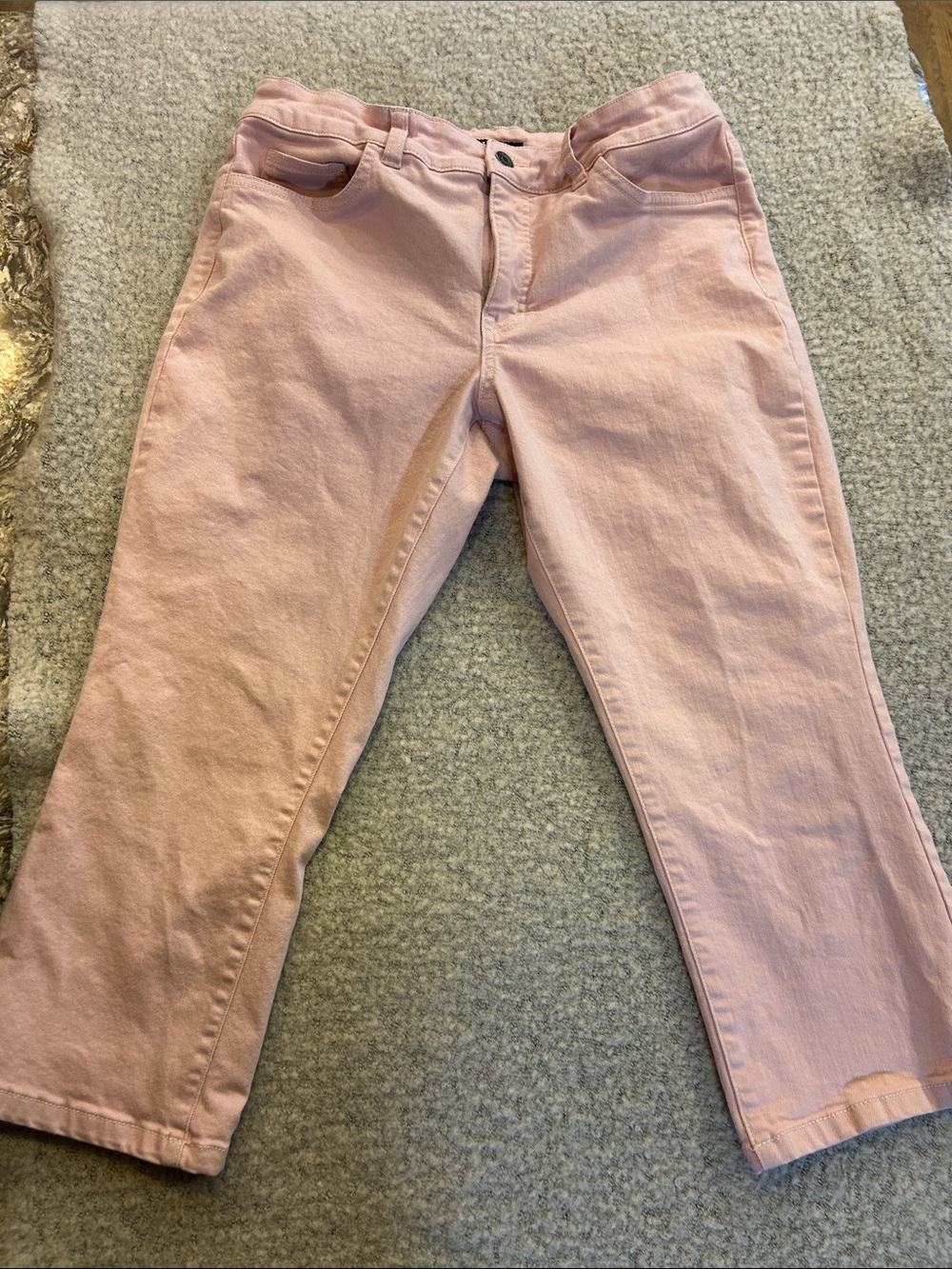 Chaps Women's Light Pink Cropped Straight-Leg Jeans